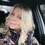 Angelika Lang - @angelikalang878 - Instagram