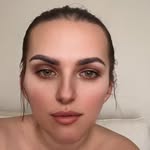 Angelika Madej - @mommy_eightynine - Instagram