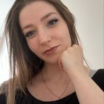 Angelika Meier - @lika.m98 - Instagram