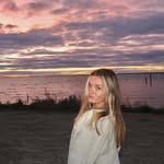 angelina grace - @angelbourlierr - Instagram