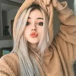 Angelina Graves - @angelinagrave29 - Instagram