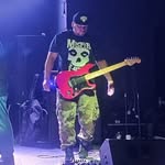 Angelo Davila - @lo_the_giant - Instagram