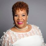 Angie Abraham - @angietherealestateprofessional - Instagram
