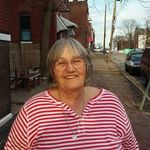 Angie Bartlett - @angiethemum - Instagram