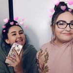 Angie & Hannah😻💜 - @young.loves24 - Instagram