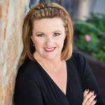 Angie McMahon - @pinetoplakesiderealestate - Instagram