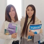 Angie Scalbi y Maggie Nardone • Profesoras de inglés - @welcome.languagecentre - Instagram