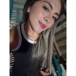 Angie Pedraza - @angie.pedraza15 - Instagram