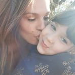 Angie Robert - Facebook