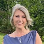 Angie Schultz - @oilinspiredinc - Instagram