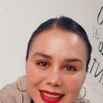 Angie Serna  - Facebook