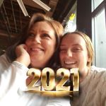 Angie Simms - @angie.simms.357 - Instagram