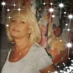 Angie Sneed - @angie.sneed.982 - Instagram