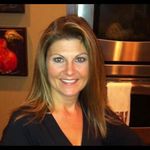 Angie Sneed - @angie.curran.773 - Instagram