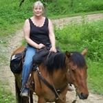 Angie Stevenson - @akacres - Instagram