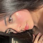 Angie Valle - @sibil_vane - Instagram