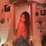 Angie Valle - @angievalle4 - Instagram