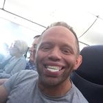 Angus Robinson - @angusrobinson75 - Instagram