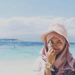 A D E - @anisaryanda - Instagram
