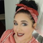 Anissa Wallace - @crazymakeupmama - Instagram