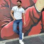 Anmol Malhotra - @itsyourannmol - Instagram
