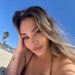 @annalyciajenkins - Instagram