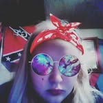 larissa ann armbruster - @la_bi1tch - Instagram