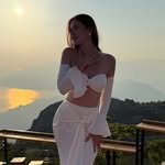Stretching| English online| lifestyle - @annbondarenkoo - Instagram