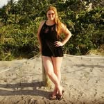ElizabethAnn - @annbooky - Instagram