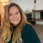 Angela Berndt - @anna.braun.7798 - Instagram
