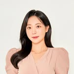 이채연 한영 MC / 통역사 Chloe - @ann_chaeyeon - Instagram