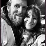 Annee Ellison - Facebook