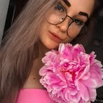 Ann - @ann.flower_ - Instagram