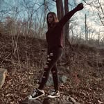 Ann Hirsch - @lizzie.jade.max - Instagram