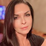 Anna Ismail - @annismail74 - Instagram