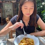 Annie & Jason - @dininginscrubs - Instagram