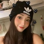 Annie Jiang 江晏寧 - @anniejiangbaby - Instagram