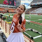 Annie Markowitz - Facebook