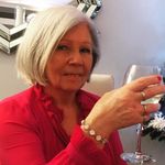 Ann Mcdonnell - @annienstve - Instagram