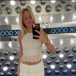 Ann Auxford McKenzie - @aa_mckenzie - Instagram