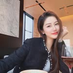Ann Smith - @aurora123000 - Instagram