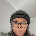 Ann Stanford - @luckysmoo - Instagram