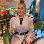 Karla Roberts - @annwayne__ - Instagram