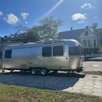 Tim + Annie Howe - @howes_onwheels - Instagram