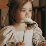 @anna.afsharii - Instagram