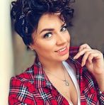 Anna Afshar - Facebook