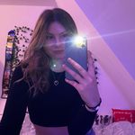 Anna Brehm - @anna__brehm - Instagram