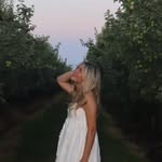 Anna Brewer - @annabrewerrr - Instagram