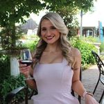 Anna Brewer - @annagbrewer - Instagram