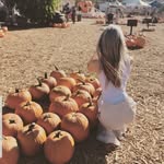 @annaellison725 - Instagram